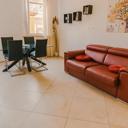 Appartamento Domus Dantis - Italian Homing *