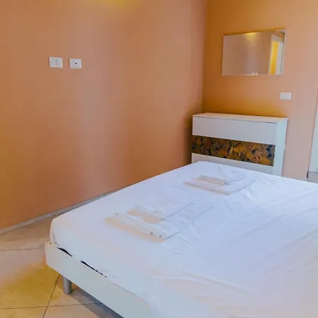 Domus Dantis - Italian Homing Apartamento