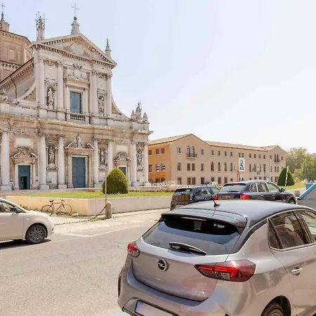Apartamento Domus Dantis - Italian Homing Rávena